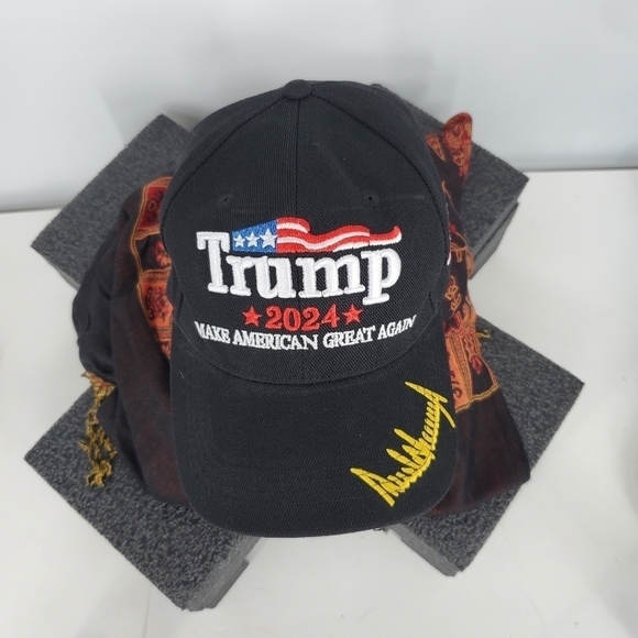 Trump 2024 Embroidered Signature Make America Great Again Rope Cap Black Hat NEW - Picture 10 of 12